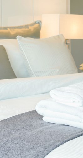 Charles Hope Apartments With Fresh Bed Linen And Towels
